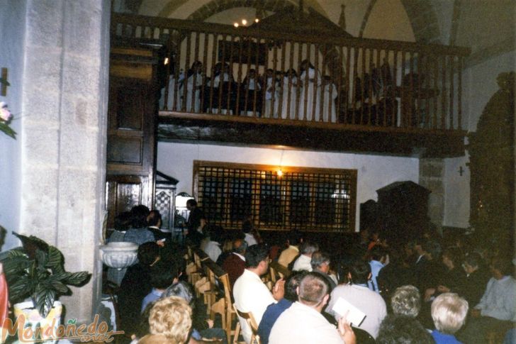 Convento de la Concepción
Concierto de órgano y coral "Mil Primaveras Máis", 18 de julio de 2001
