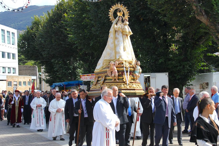 Procesión por la Alameda