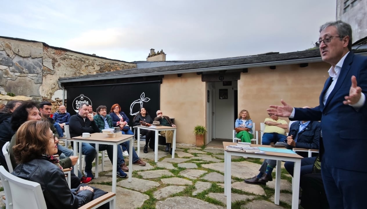 Presentación de una ruta literaria virtual sobre Álvaro Cunqueiro en la casa museo del escritor
