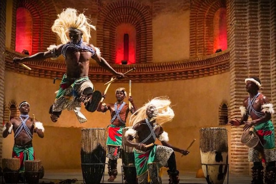 Los Ugandan Sticks actuarán en un espectáculo solidario en Mondoñedo